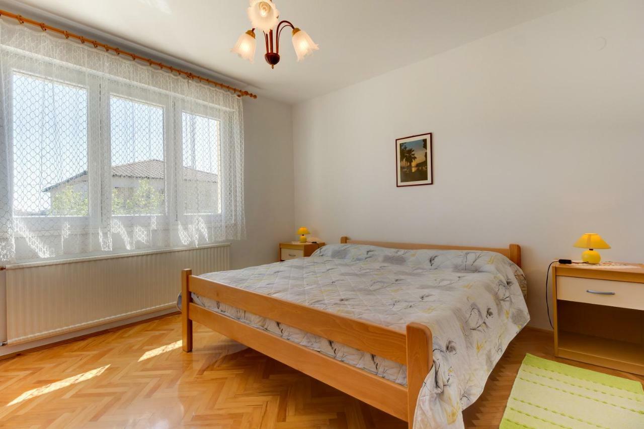 Apartmani Dorita มาลีโลชินจ์ ภายนอก รูปภาพ